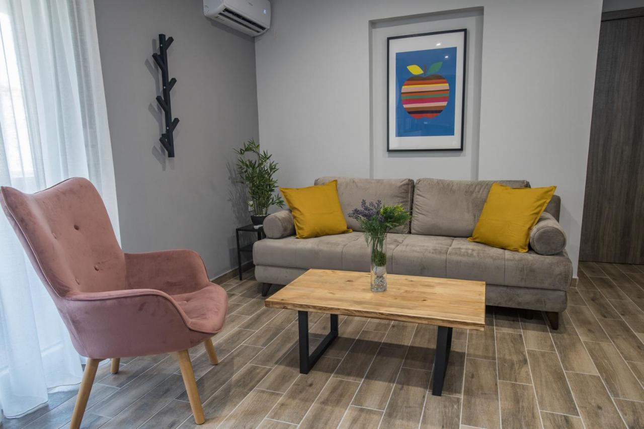 Raise Averof Serviced Apartments Атина Екстериор снимка