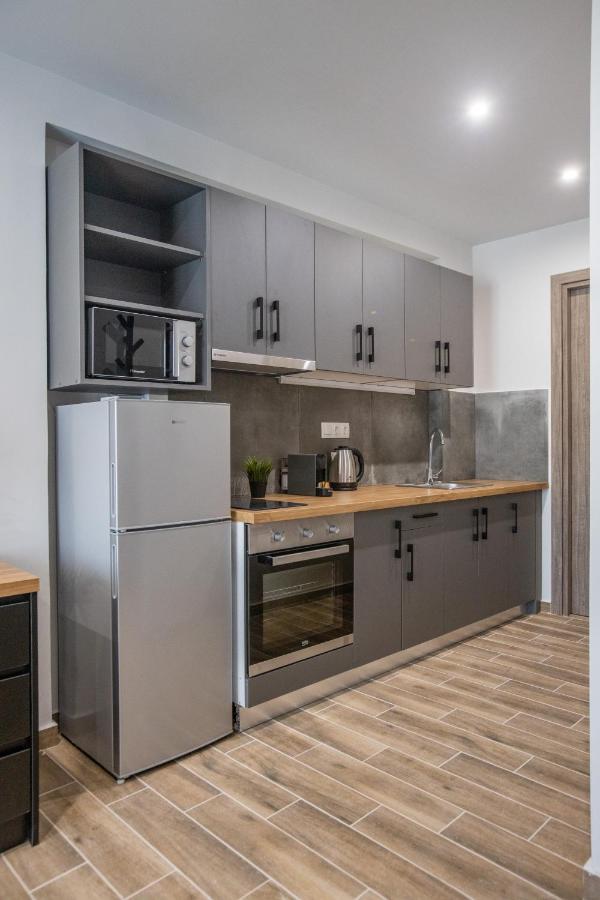 Raise Averof Serviced Apartments Атина Екстериор снимка