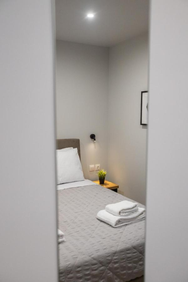 Raise Averof Serviced Apartments Атина Екстериор снимка
