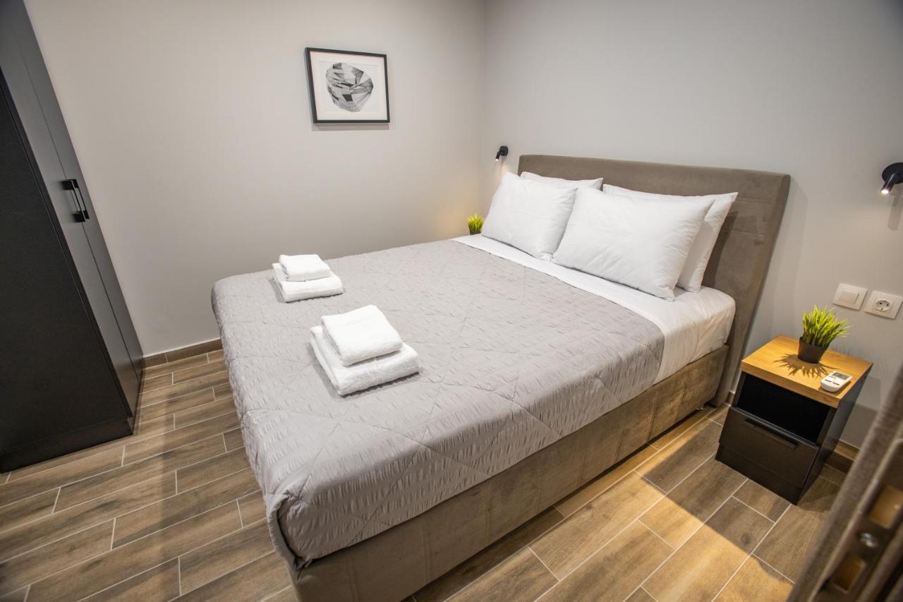 Raise Averof Serviced Apartments Атина Екстериор снимка
